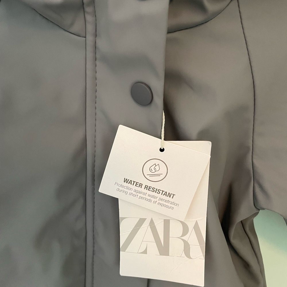 ZARA WATER RESISTANT RUBBERIZED SET - Picture 8 of 13